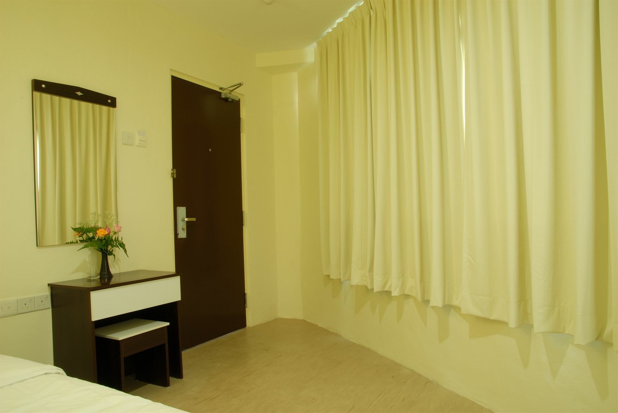 Live Com Hotel Johor Bahru Exterior foto